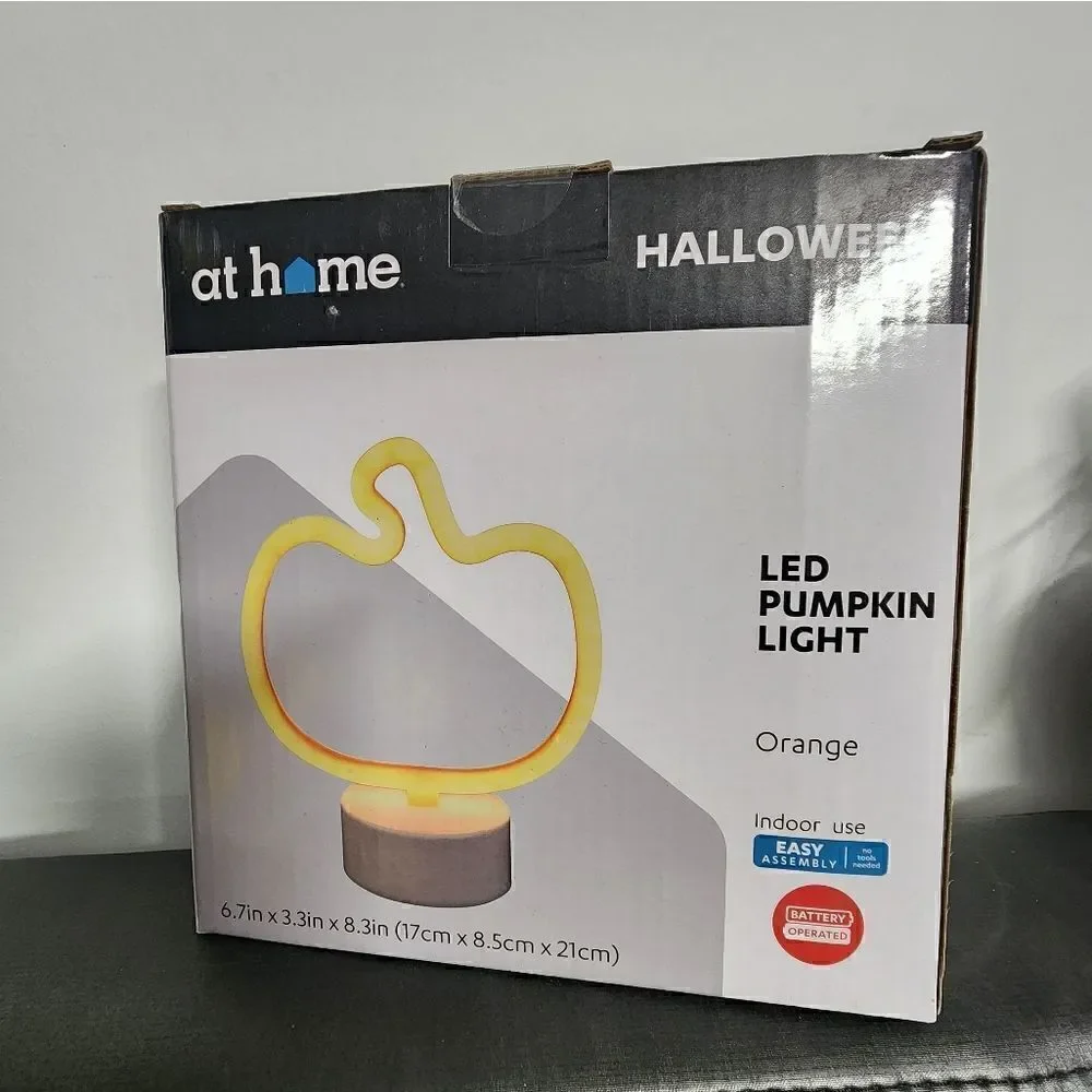 Nwt Halloween Pumpkin LED Light